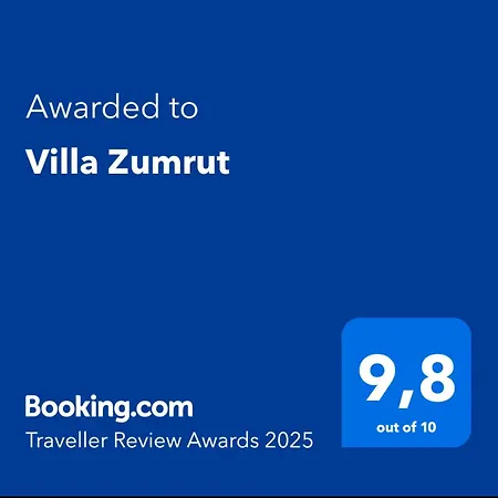 Villa Emerald 3 *